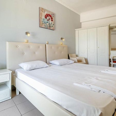 Porto Marina Aparthotel Gouvia Buitenkant foto