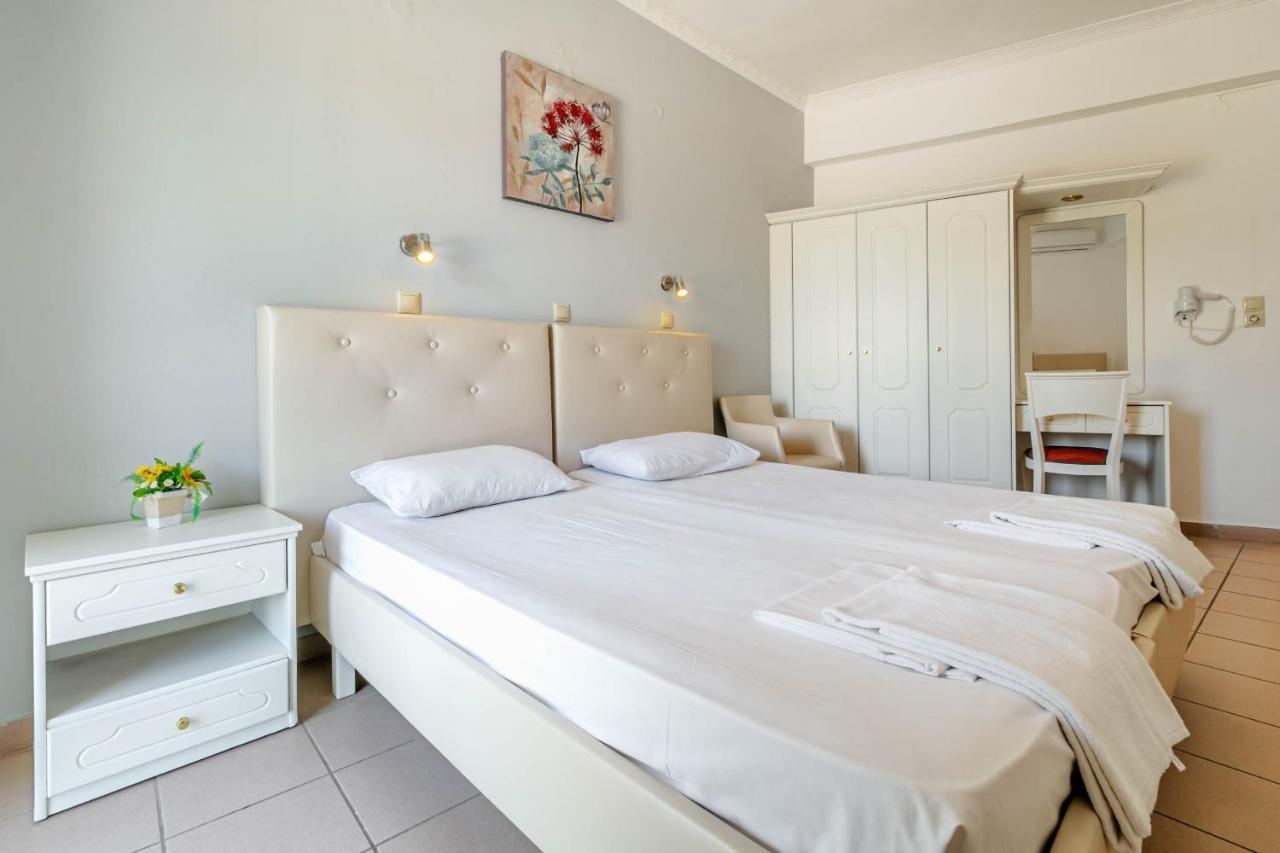 Porto Marina Aparthotel Gouvia Buitenkant foto